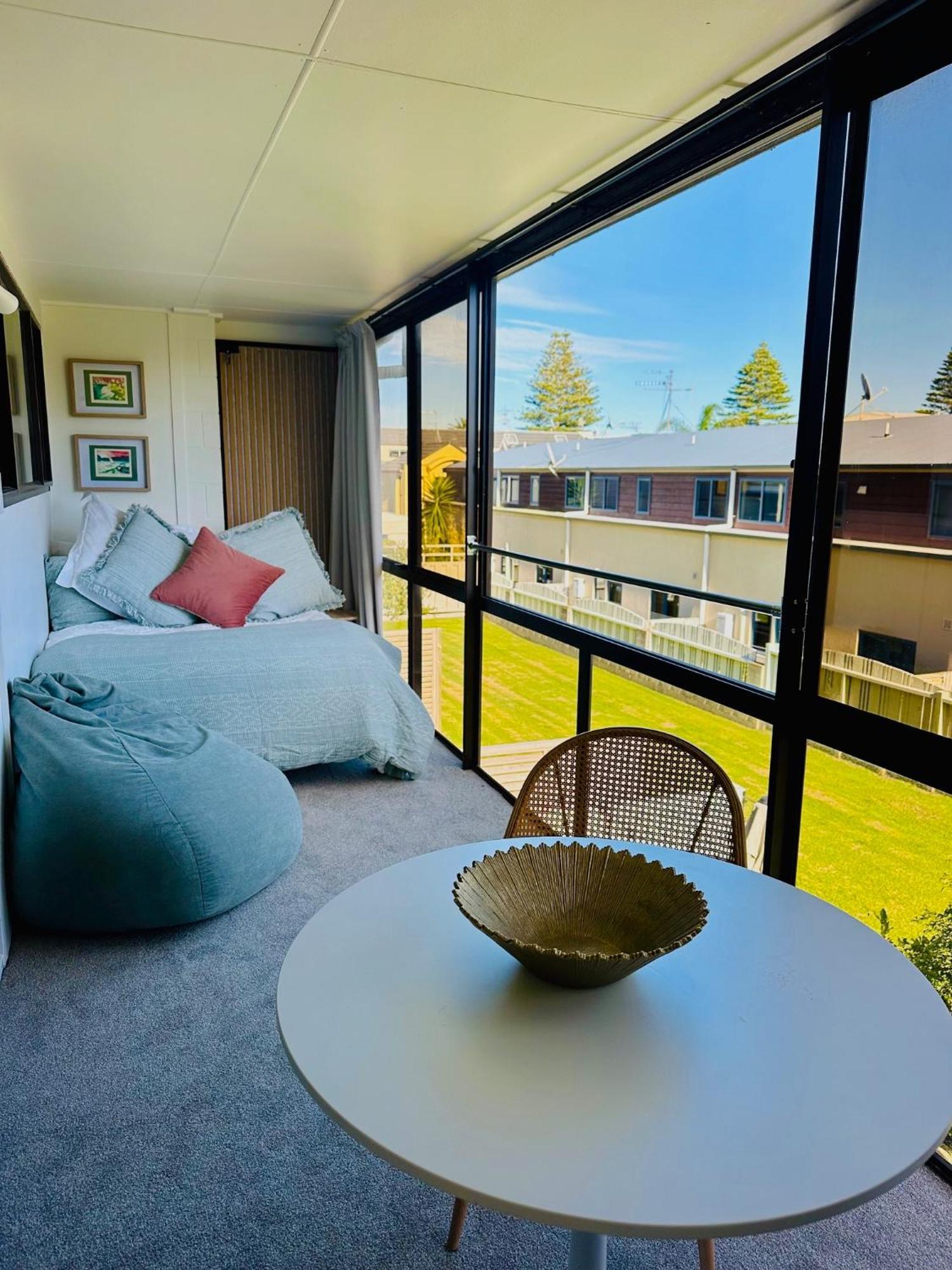 Apartamento Charm On Commons, Mauao Mount Maunganui Exterior foto